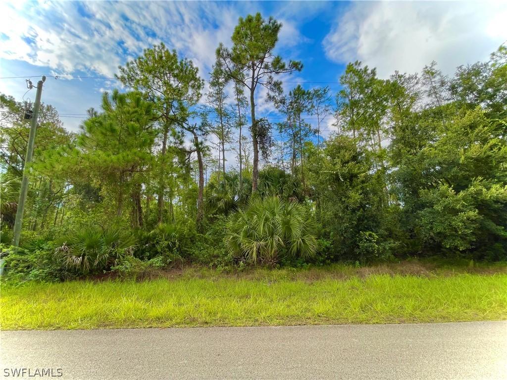 412/414 Charwood Ave., Lehigh Acres, FL 33974