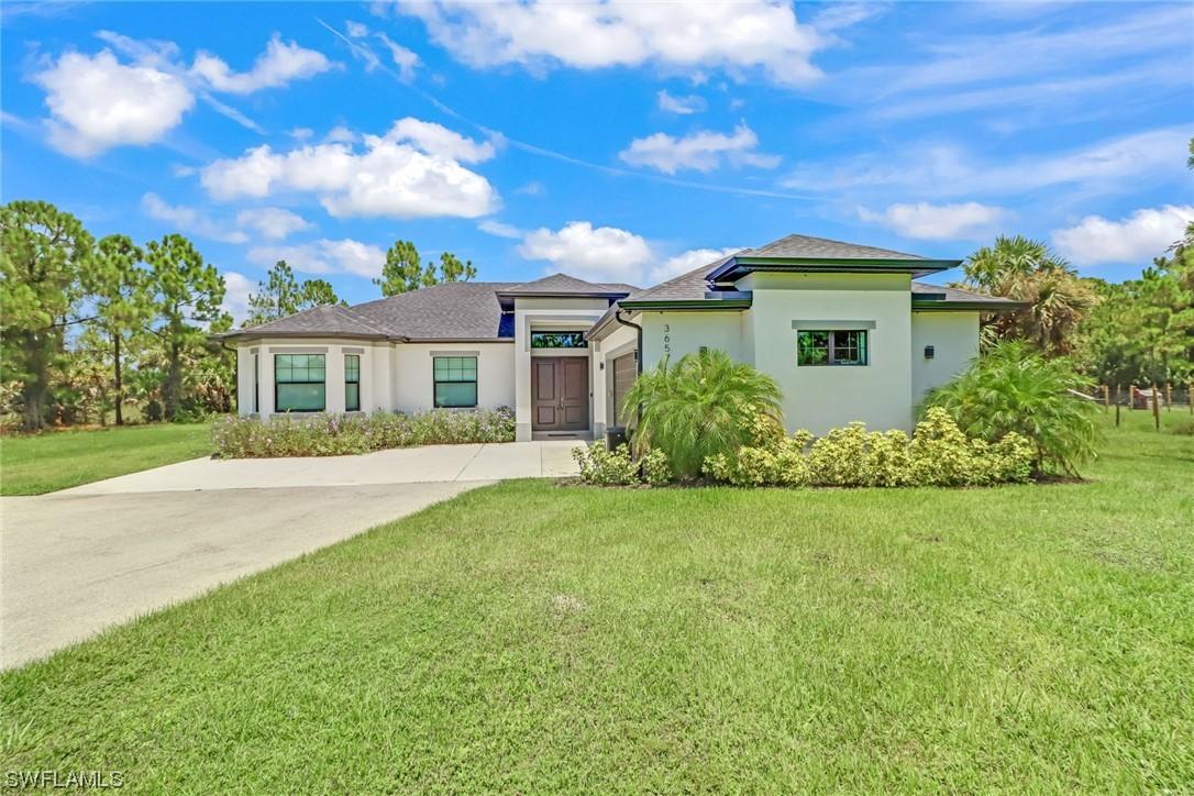 3657 20th Ave., Naples, FL 34120