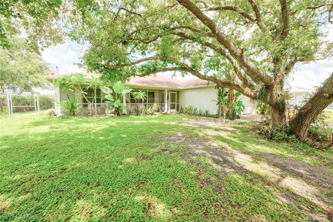 3005 Tena Ave., Lehigh Acres, FL 33971