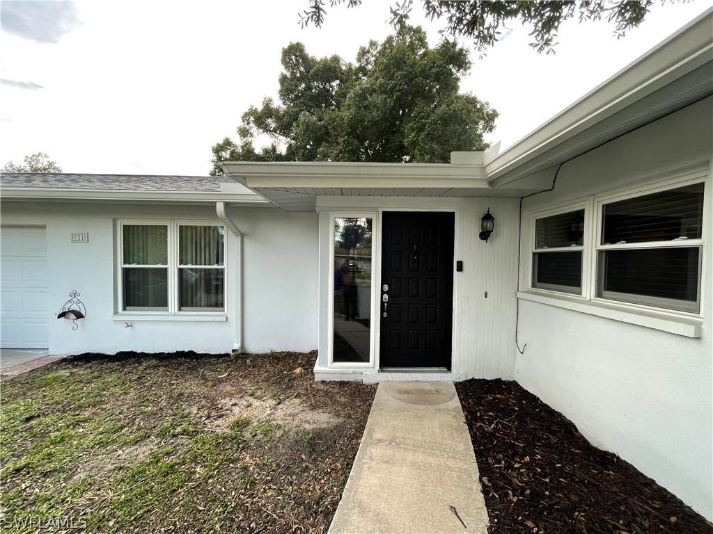 921 Glenn Ave., Lehigh Acres, FL 33972