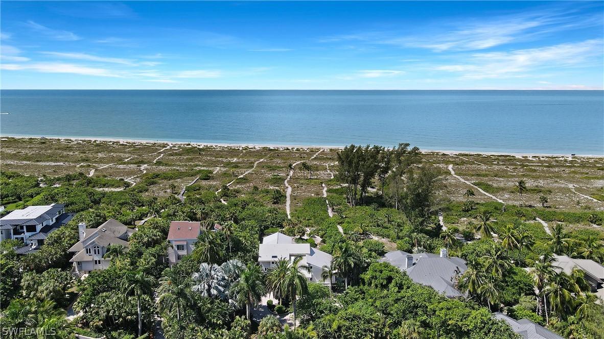 1320 Seaspray Ln., Sanibel, FL 33957