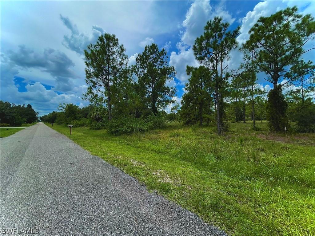 1421 Robert Ave., Lehigh Acres, FL 33972