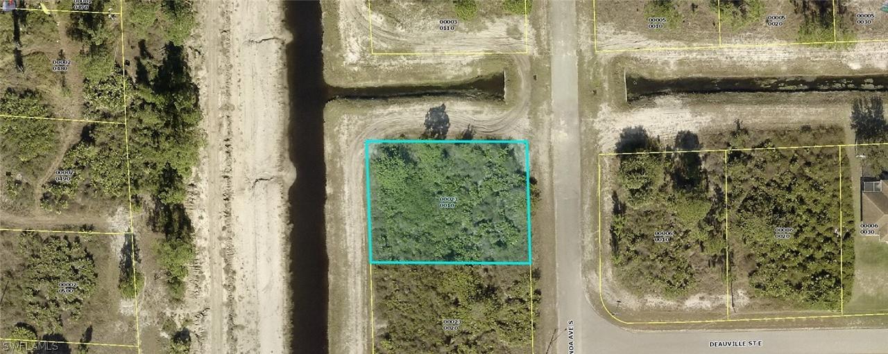 1124 Genoa Ave., Lehigh Acres, FL 33974