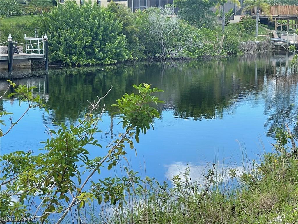 908 NW 39th Ave., Cape Coral, FL 33993