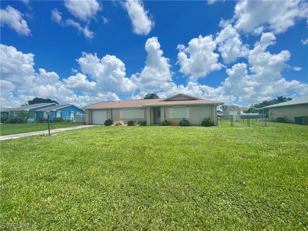 118 Durland Ave., Lehigh Acres, FL 33936