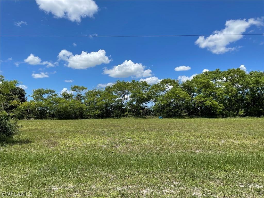 2030 NE 1st Pl., Cape Coral, FL 33909