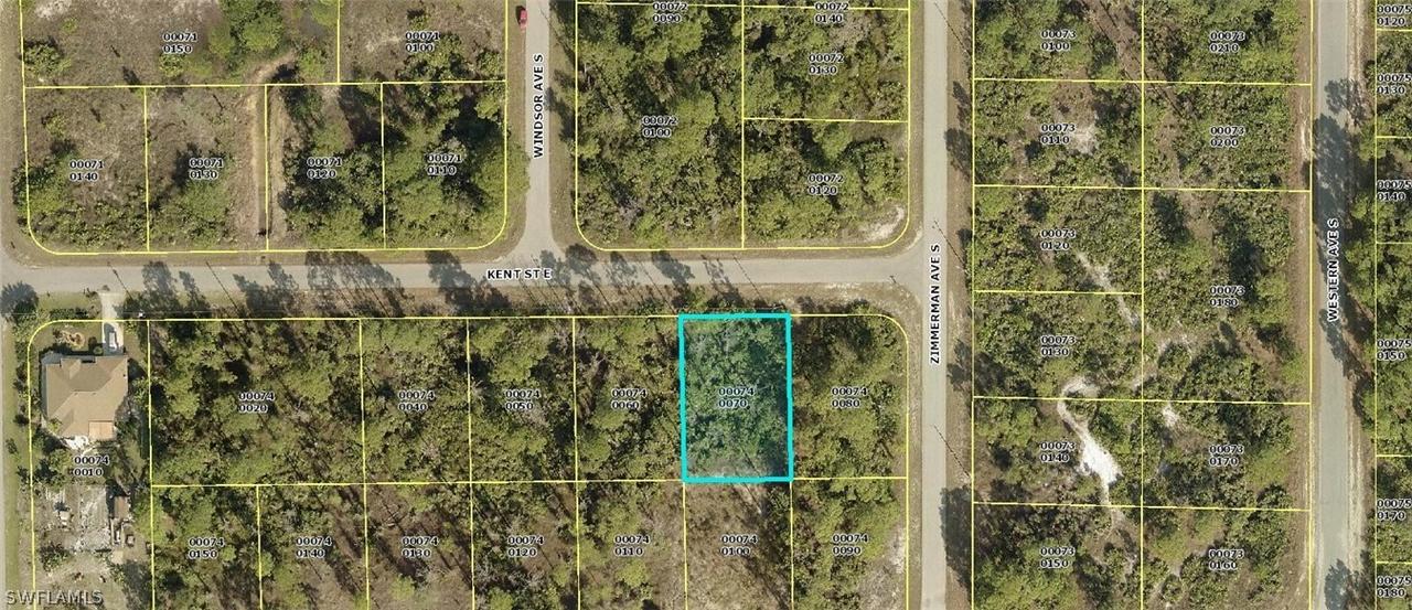 1018 Kent St., Lehigh Acres, FL 33974