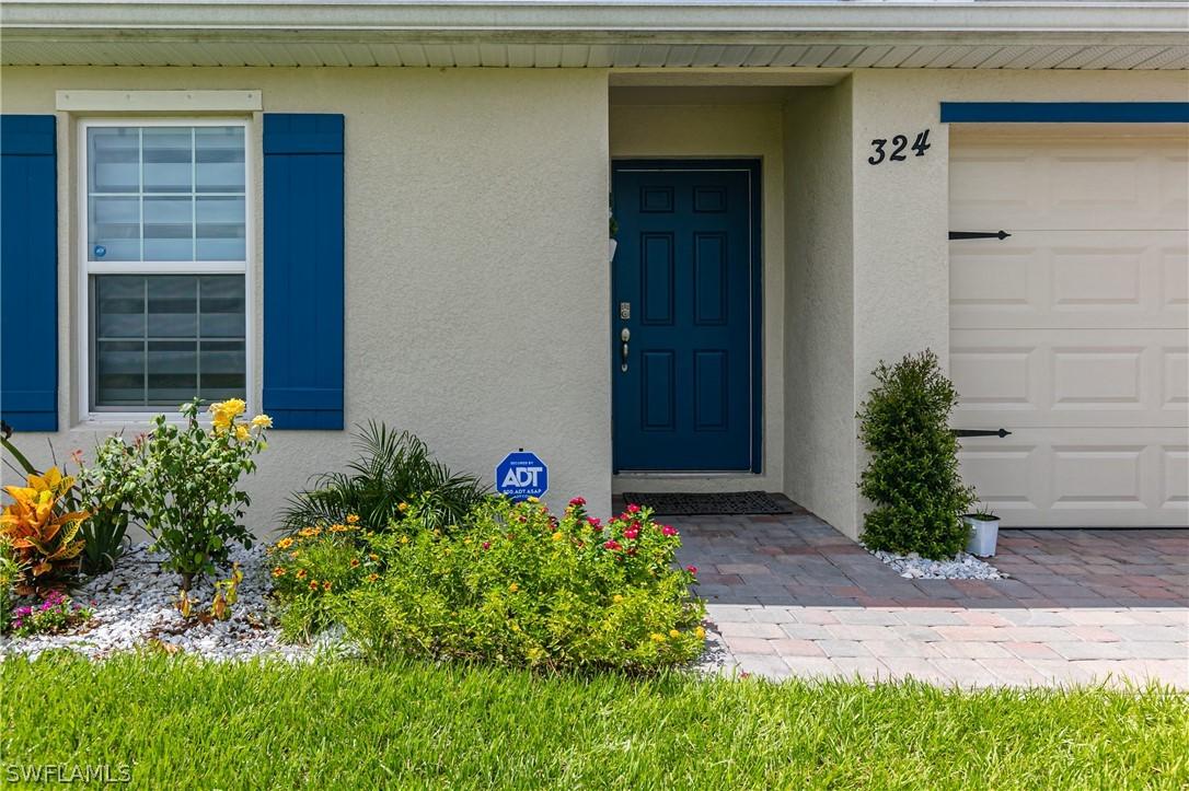 324 NW 11th Ter., Cape Coral, FL 33993