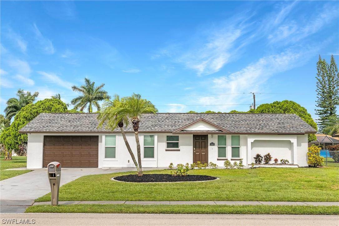 2214 Country Club Blvd., Cape Coral, FL 33990