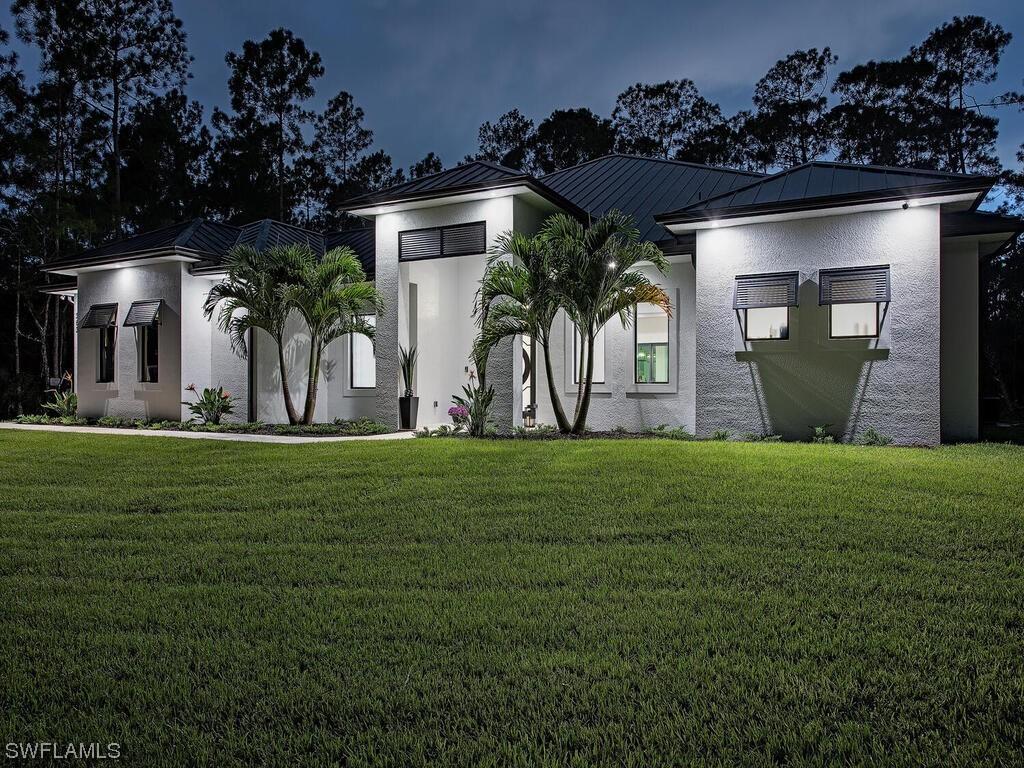 363 29th St., Naples, FL 34117