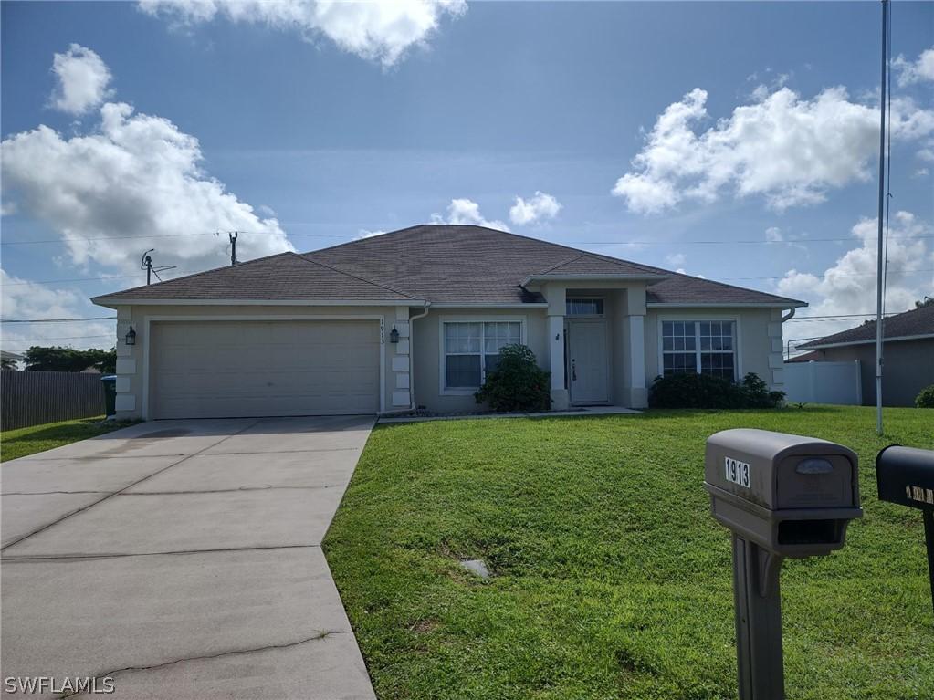 1913 NE 16th Pl., Cape Coral, FL 33909