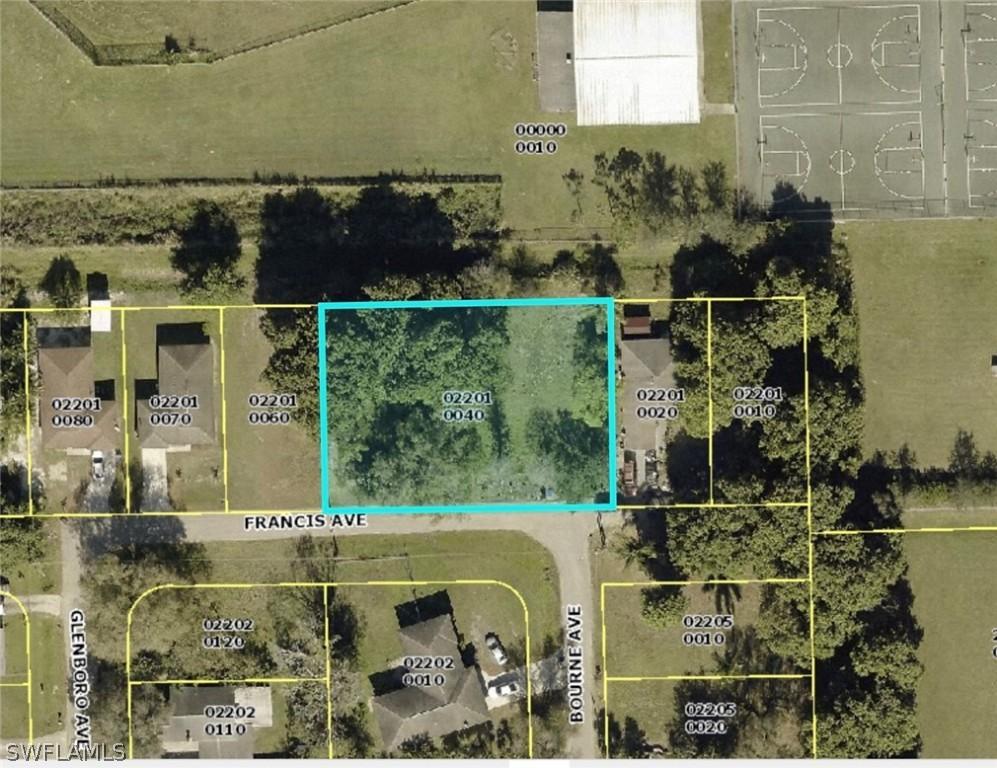 138 Francis Ave., Fort Myers, FL 33916