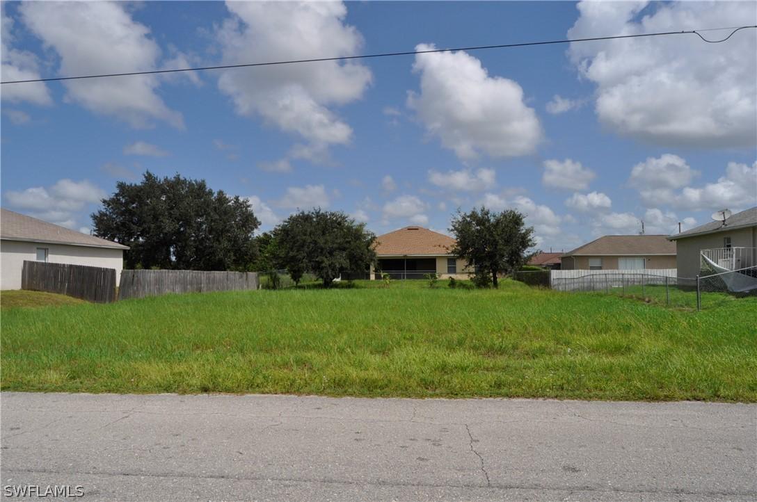 3904 9th St., Lehigh Acres, FL 33971