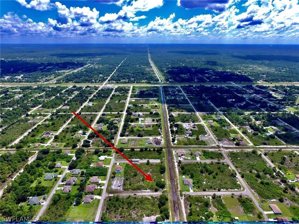 4624 Ida Ave., Lehigh Acres, FL 33971