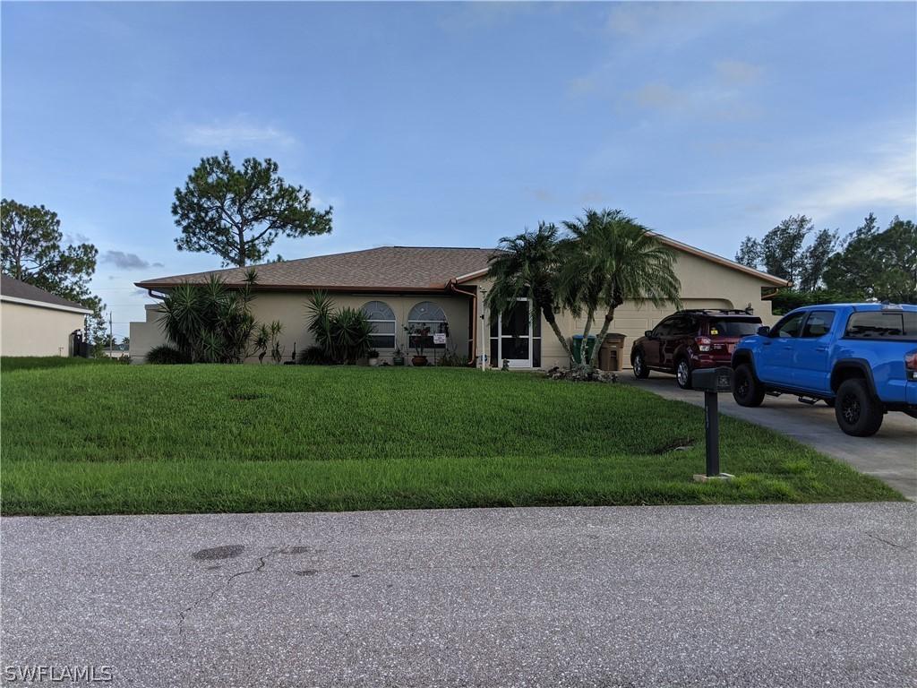 1724 NW 15th Ter., Cape Coral, FL 33993