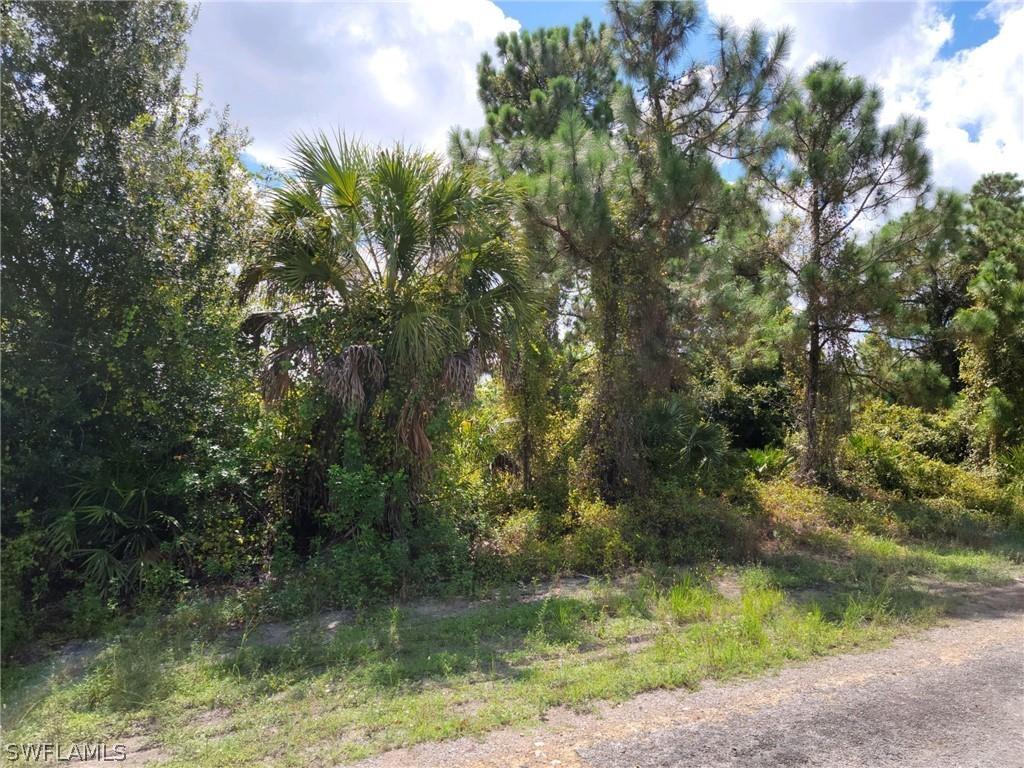 1124 Hallmark Ave., Lehigh Acres, FL 33974