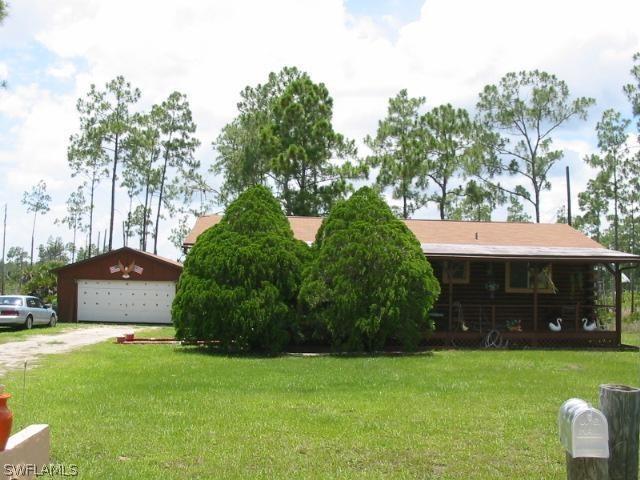 1219 Thompson Ave., Lehigh Acres, FL 33972