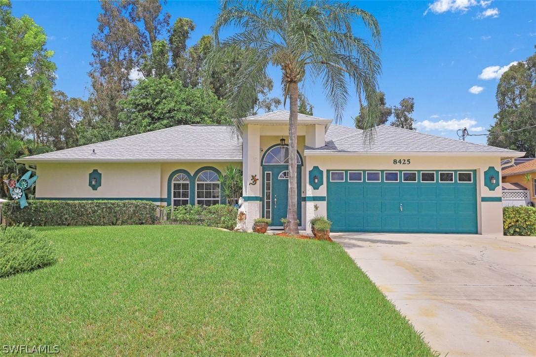 8425 Cypress Dr., Fort Myers, FL 33967