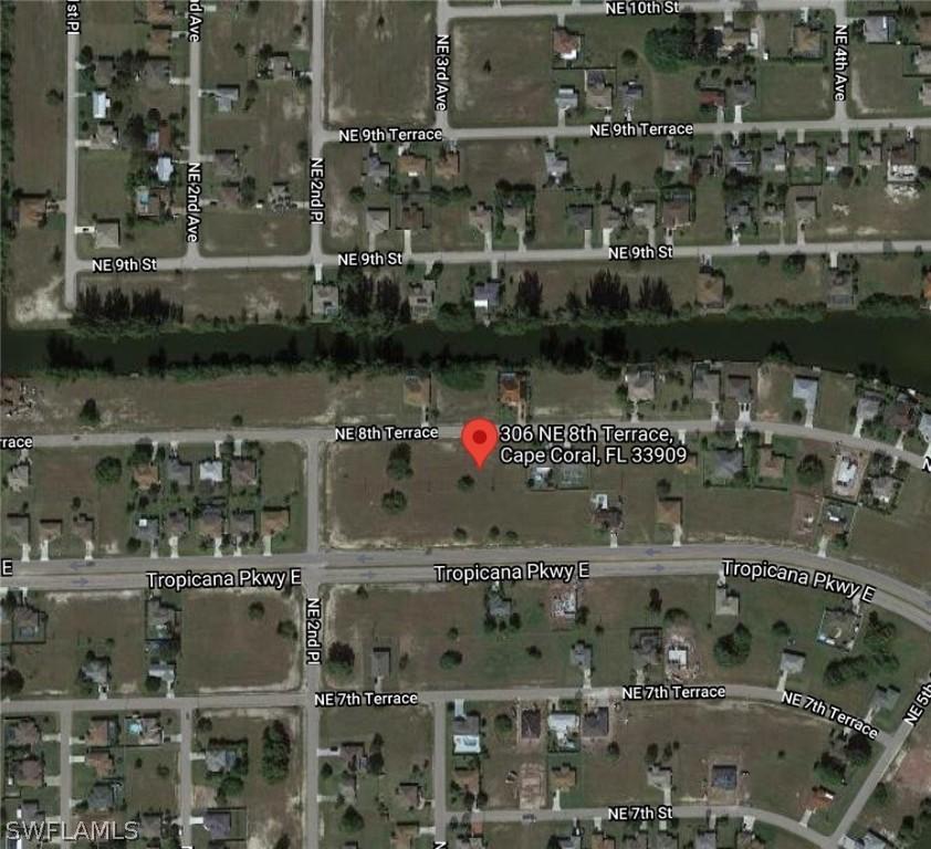 306 NE 8th Ter., Cape Coral, FL 33909