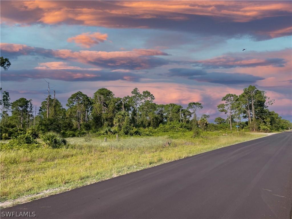 726 Fuller Ave., Lehigh Acres, FL 33974