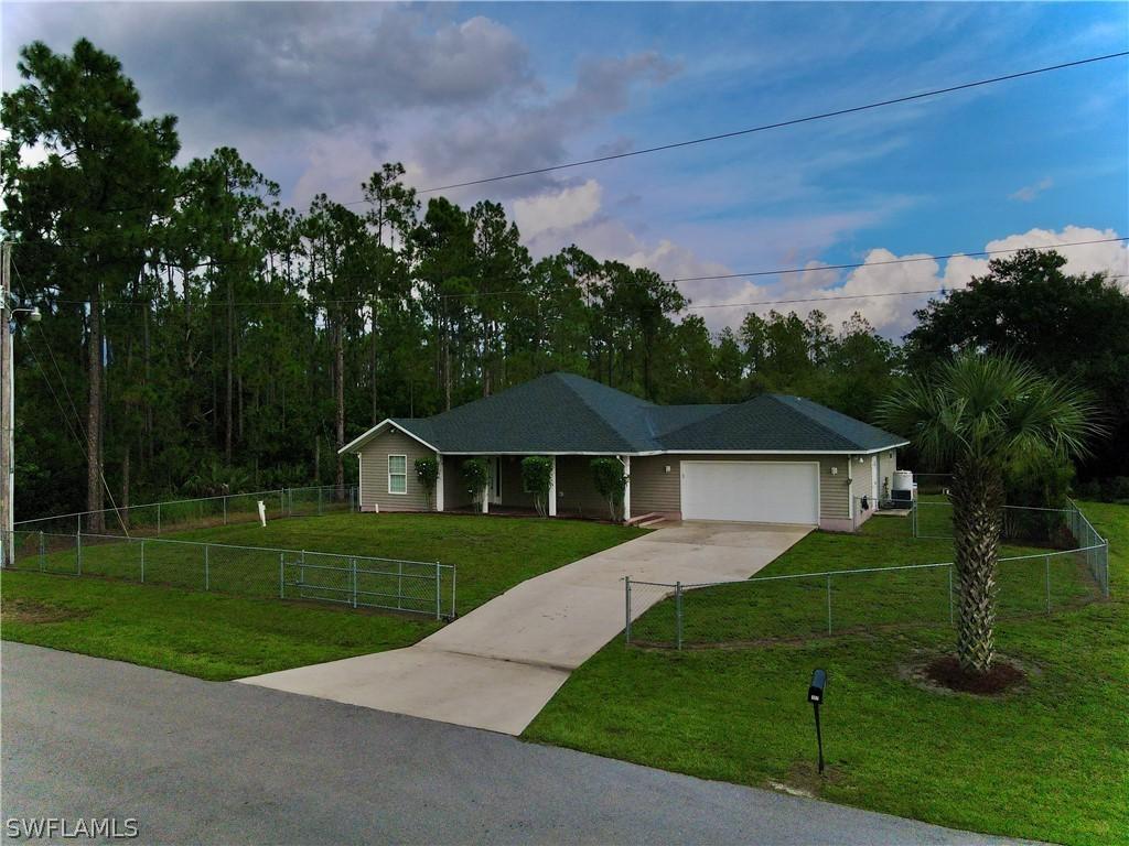 107 Oar Ct., Lehigh Acres, FL 33974