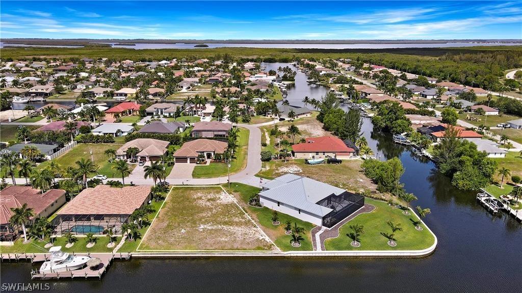 2521 SW 27th Ave., Cape Coral, FL 33914