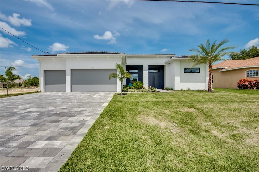 3522 SW 11th Pl., Cape Coral, FL 33914