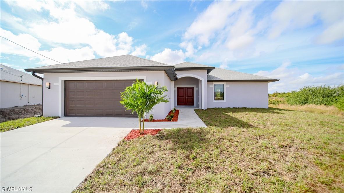 827 Downer Ave., Lehigh Acres, FL 33974