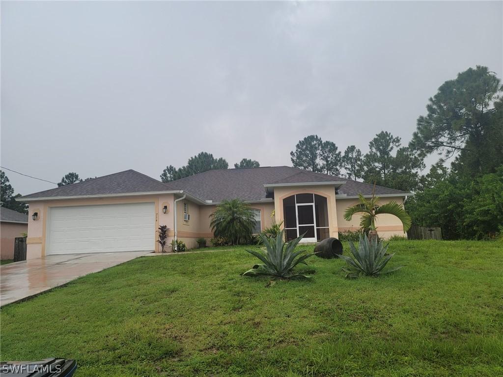 754 Camilla St., Lehigh Acres, FL 33974