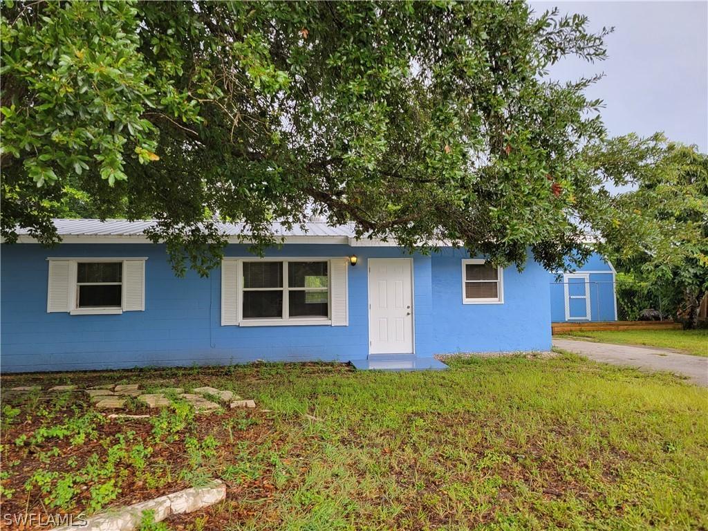 807 Joel Blvd., Lehigh Acres, FL 33936