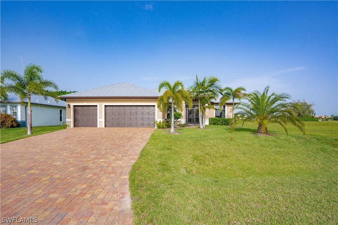 118 SW 33rd Ave., Cape Coral, FL 33991