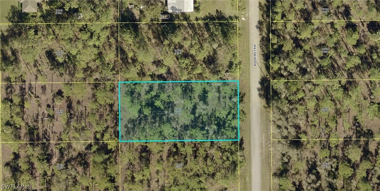 1317 Roosevelt Ave., Lehigh Acres, FL 33972