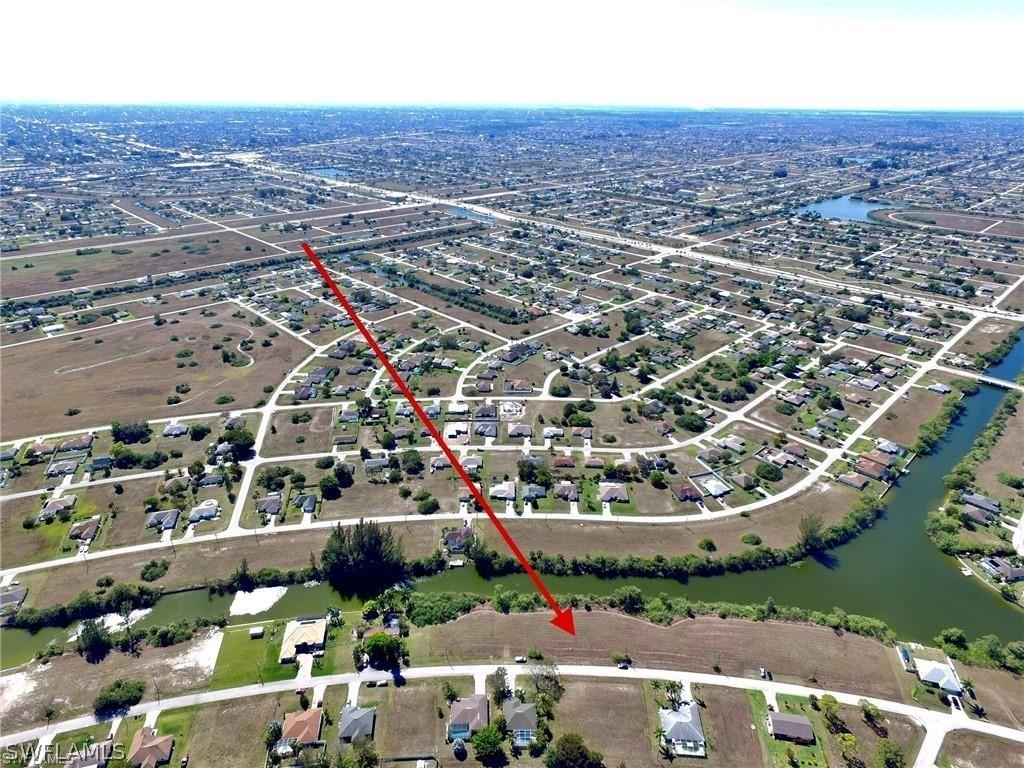 2220 NE 19th Pl., Cape Coral, FL 33909