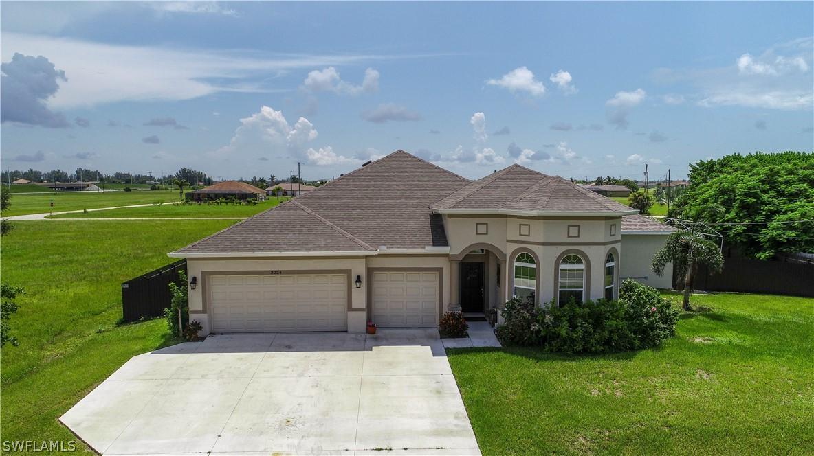 3224 Gulfstream Pkwy., Cape Coral, FL 33993