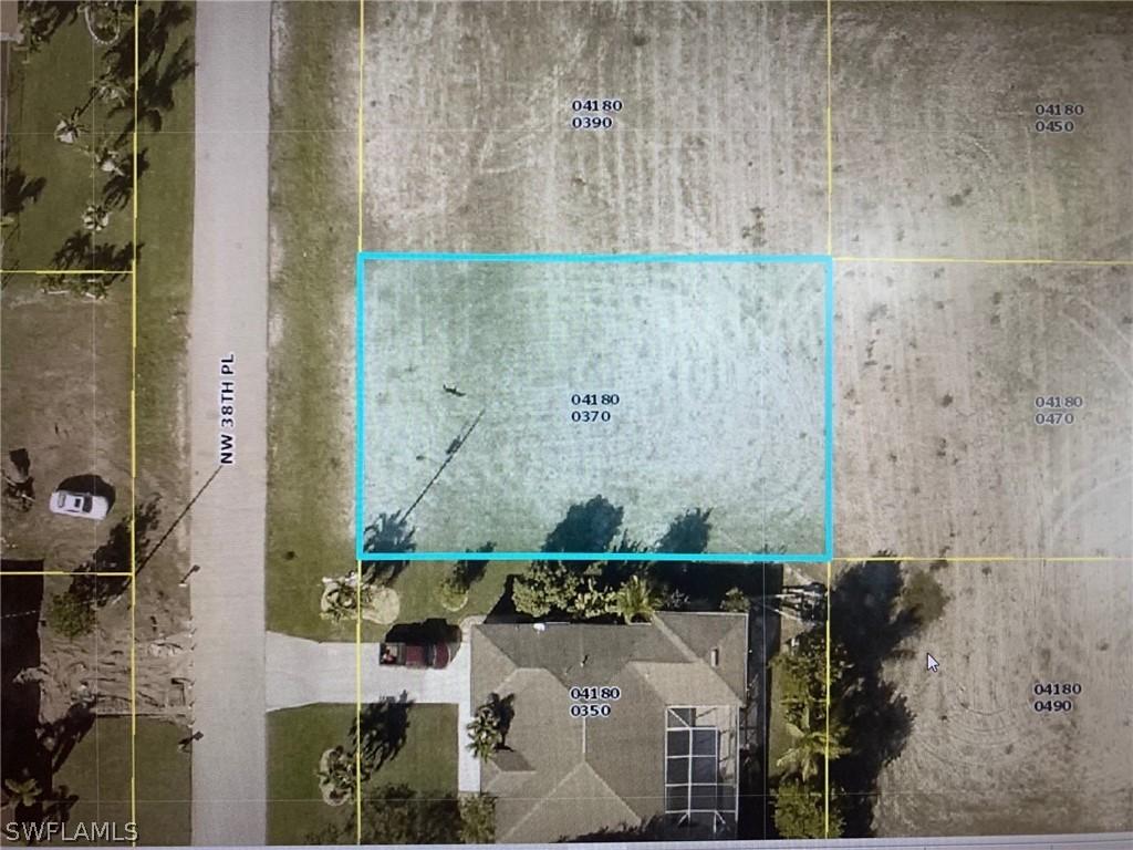 731 NW 38th Pl., Cape Coral, FL 33993