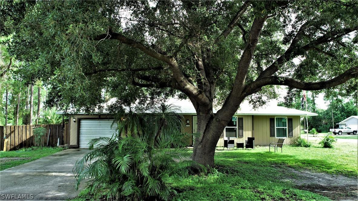 2707 E 3rd St., Lehigh Acres, FL 33936