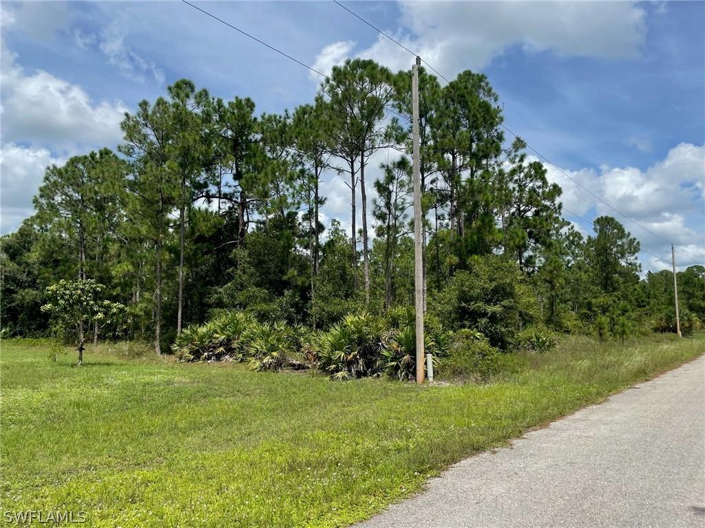 238 Nashville Ave., Lehigh Acres, FL 33974