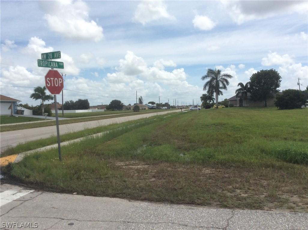 2732 Tropicana Pkwy., Cape Coral, FL 33993