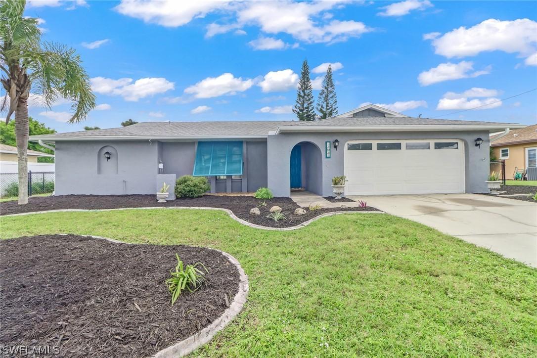2925 SE 10th Pl., Cape Coral, FL 33904