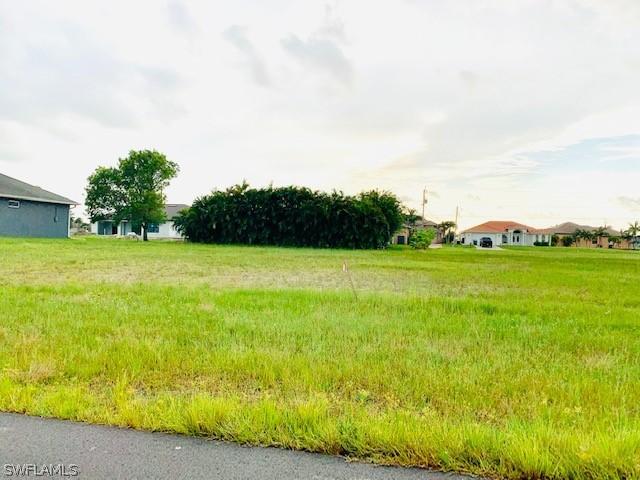 208 NW 35th Pl., Cape Coral, FL 33993