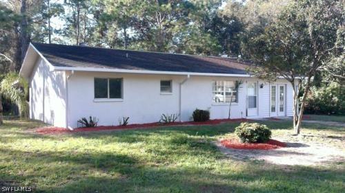 3702 E 14th St., Lehigh Acres, FL 33972