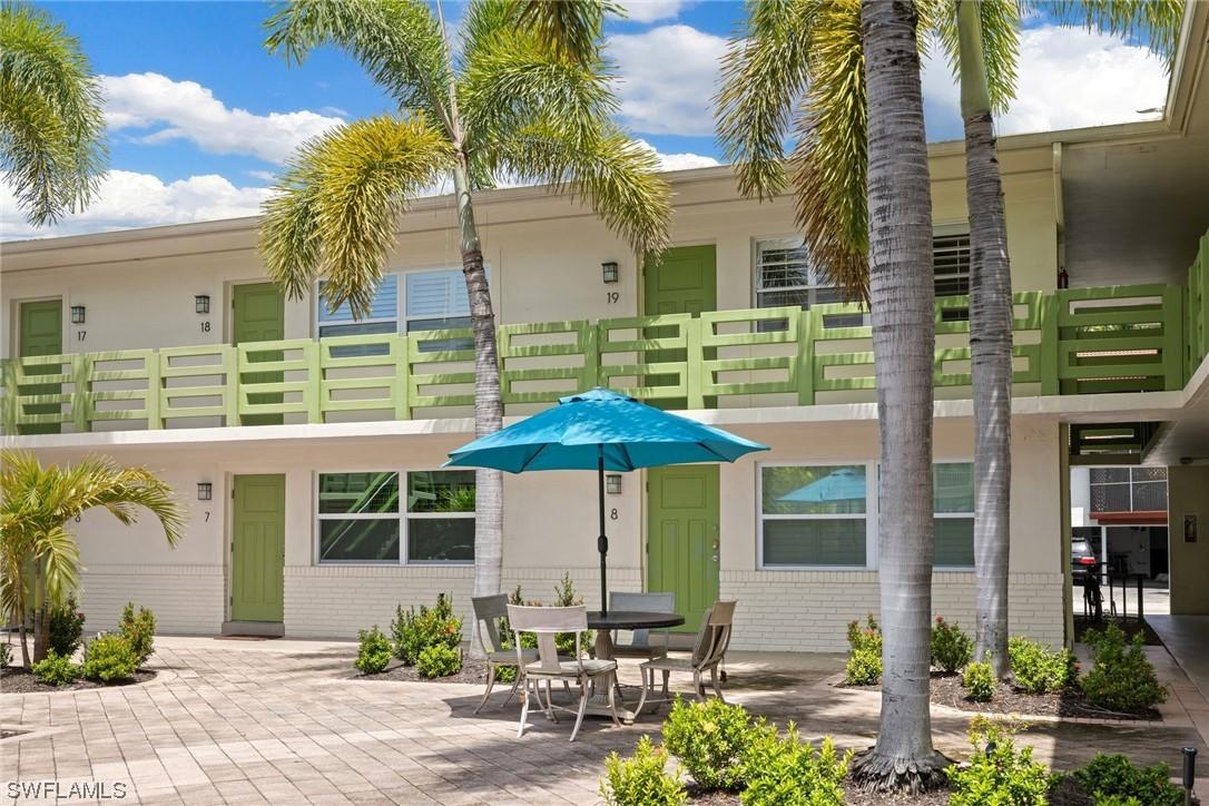 975 9th Ave. #19, Naples, FL 34102