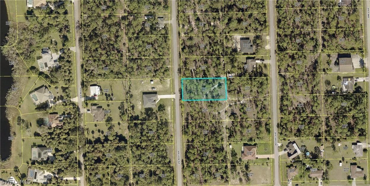 808 Sheldon Ave., Lehigh Acres, FL 33936