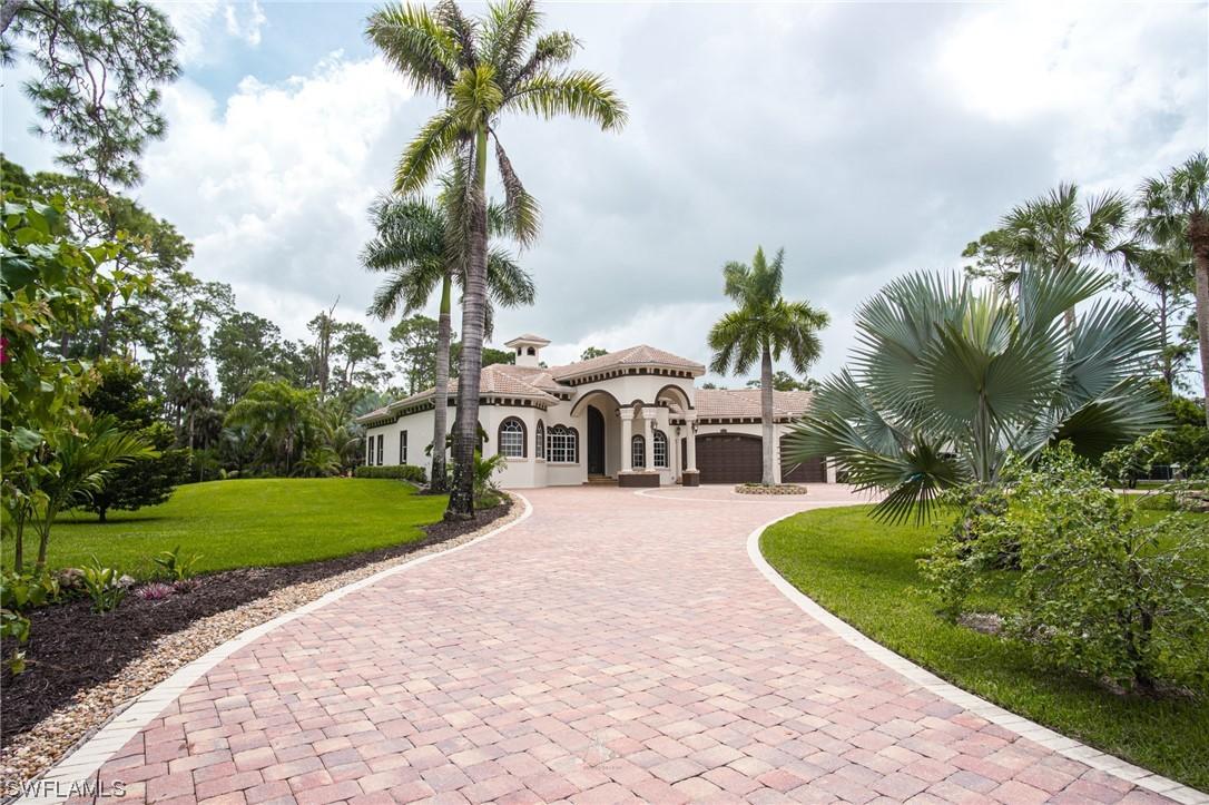 430 Weber Blvd., Naples, FL 34117