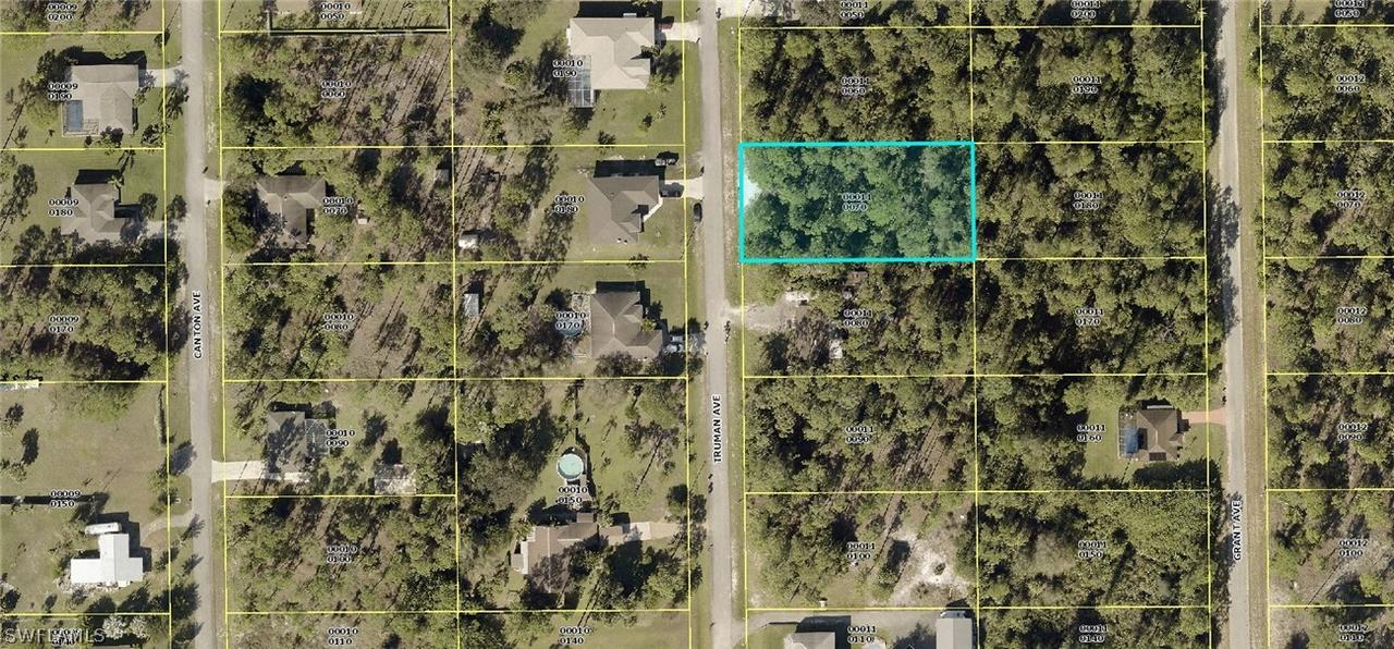 410 Truman Ave., Lehigh Acres, FL 33972