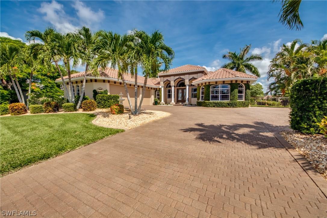 1923 SW 50th Ter., Cape Coral, FL 33914