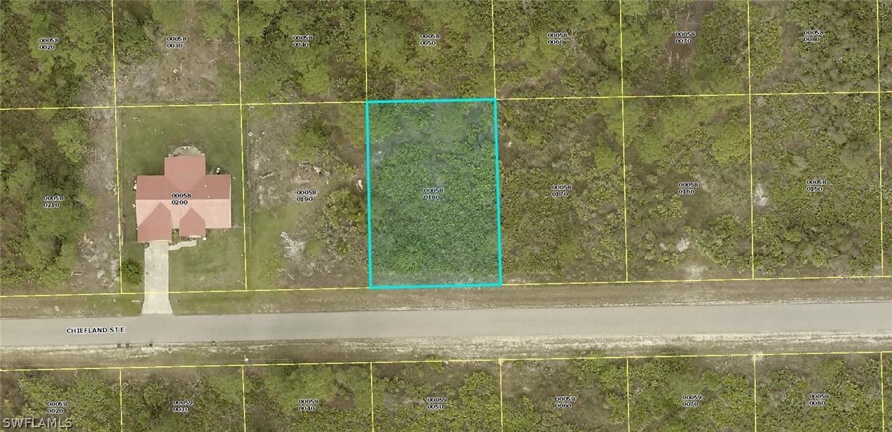 1115 Chiefland St., Lehigh Acres, FL 33974