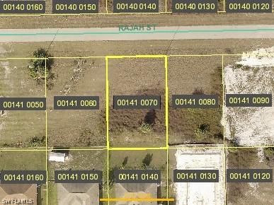 472 Rajah St., Lehigh Acres, FL 33974