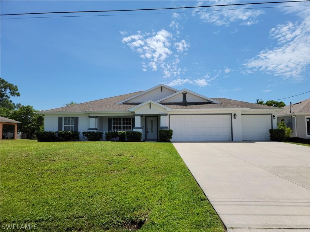 204 Trafalgar Pkwy., Cape Coral, FL 33991