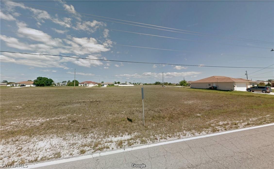 925 Nelson Rd., Cape Coral, FL 33993